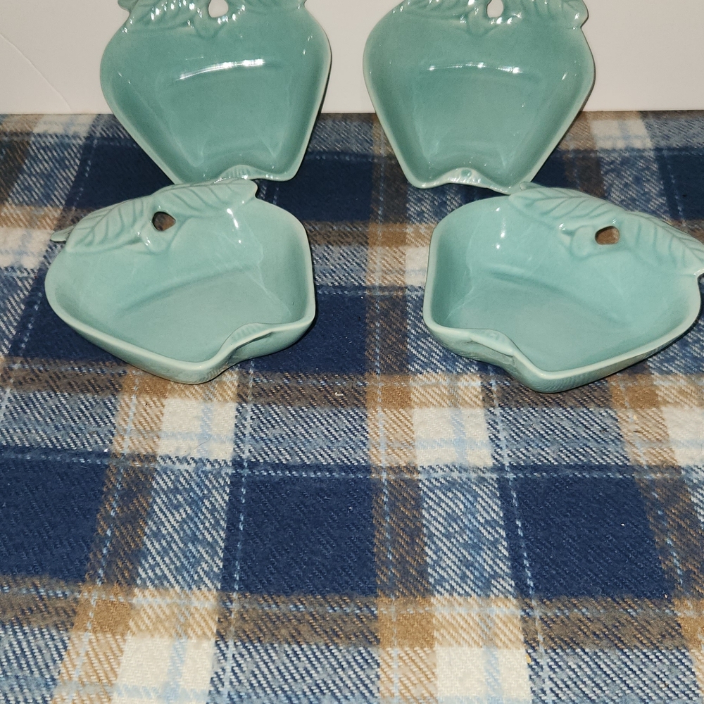 Set Of 4 Vintage Hoeing Of California Turquoise Apple Plates